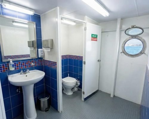 Ferry-Vallarta-a-Yelapa-Baños