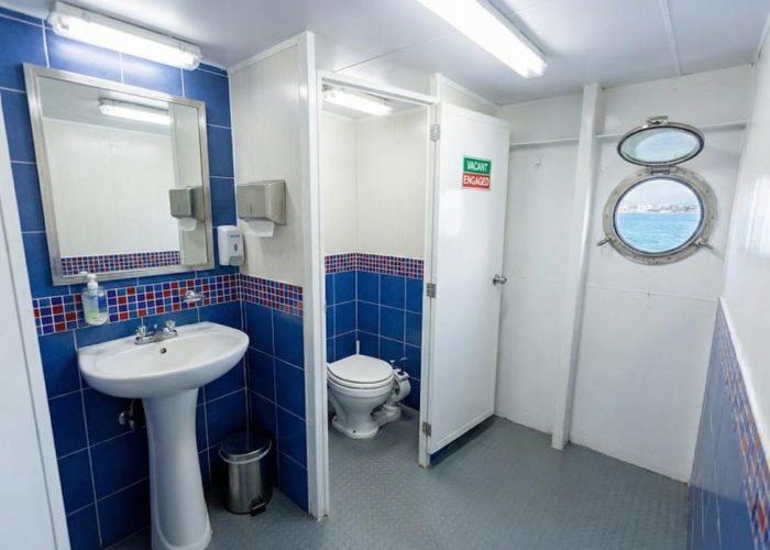 Ferry-Vallarta-a-Yelapa-Baños