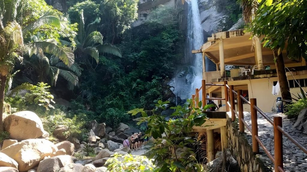 yelapa-waterfall